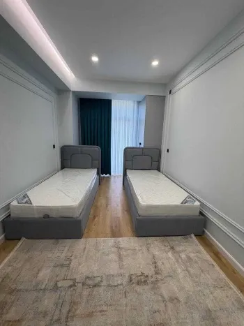 80 м², 3-комн. квартира, 8/10-2