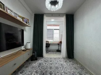 75 м², 3-комн. квартира, 6/9-1