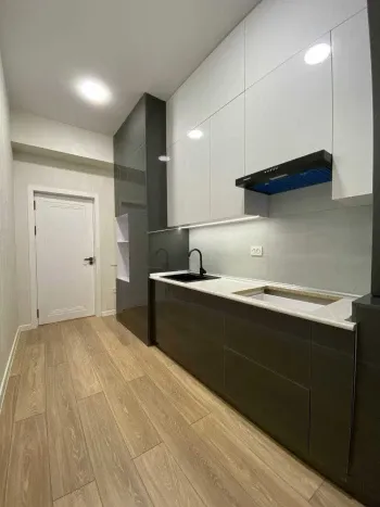 85 м², 3-комн. квартира, 2/10-0