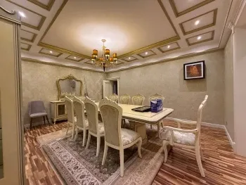 214 м², 5-комн. квартира, 6/6-1