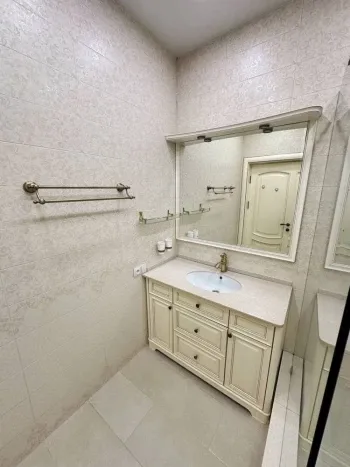 165 м², 4-комн. квартира, 8/8-3