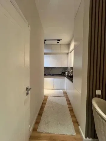 60 м², 3-комн. квартира, 4/9-2