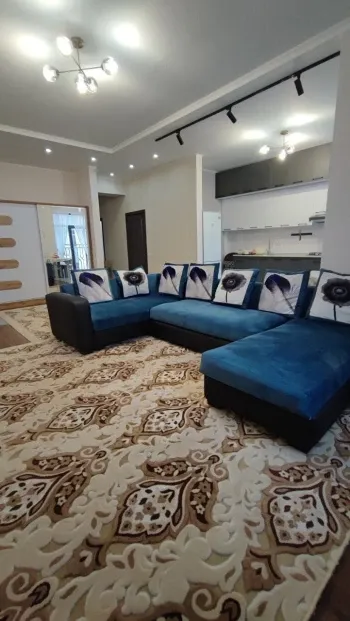 75 м², 2-комн. квартира, 8/9-2