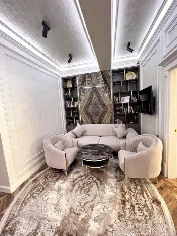 90 м², 4-комн. квартира, 4/9-1