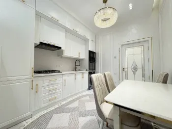 70 м², 3-комн. квартира, 4/8-3
