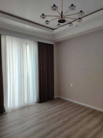 80 м², 3-комн. квартира, 8/8-2