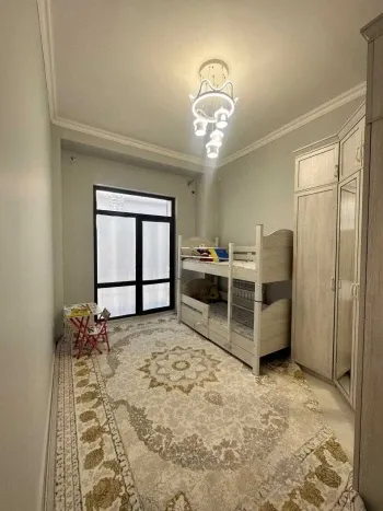 80 м², 3-комн. квартира, 4/6-1