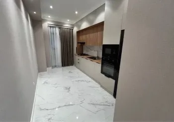 110 м², 3-комн. квартира, 2/10-0