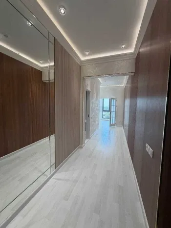80 м², 3-комн. квартира, 8/12-3