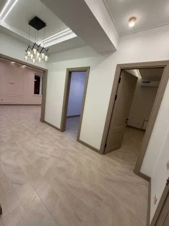 85 м², 3-комн. квартира, 2/5-3