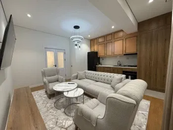 84 м², 4-комн. квартира, 4/10-0