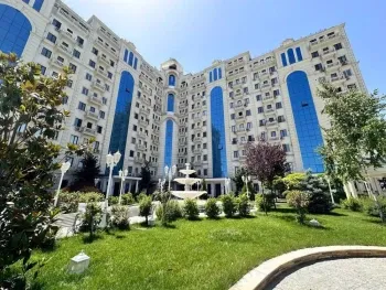 130 м², 3-комн. квартира, 8/10-1
