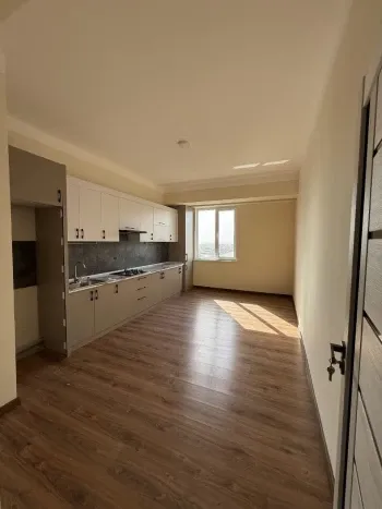 78 м², 3-комн. квартира, 12/12-1