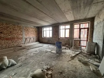 95 м², 3-комн. квартира, 4/8-1