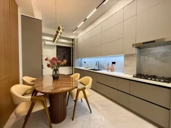 90 м², 3-комн. квартира, 3/10-2