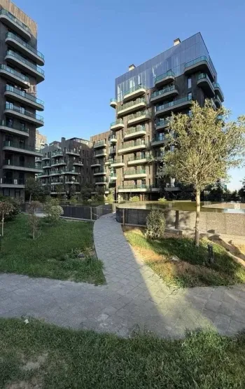 359 м², многокомнатная квартира, 8/8-2