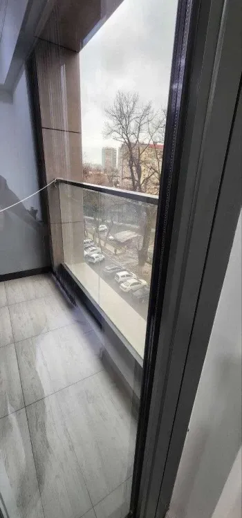 117 m², 4-xonali kvartira, 4/25-2