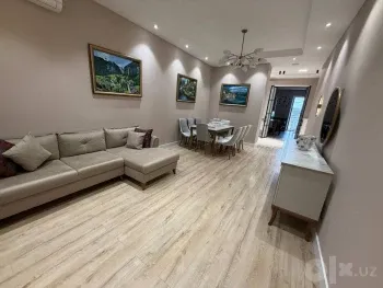 132 м², 4-комн. квартира, 7/10-1