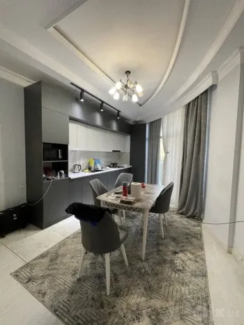 90 м², 3-комн. квартира, 2/10-2