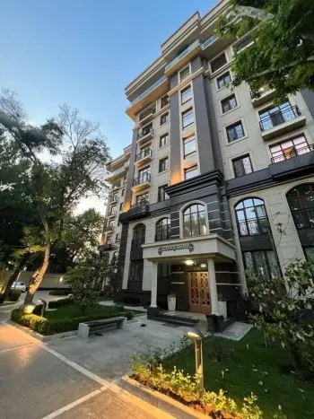 115 м², 4-комн. квартира, 4/6-1