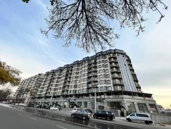 80 м², 3-комн. квартира, 9/10-0