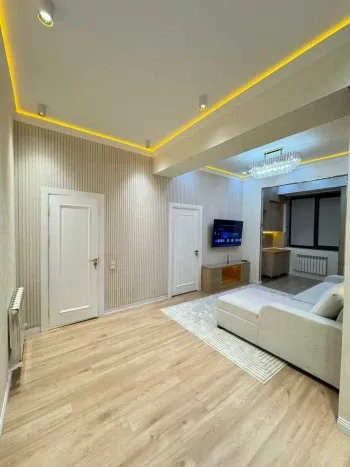 60 м², 3-комн. квартира, 8/12-1