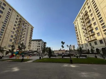 150 м², 4-комн. квартира, 10/10-1