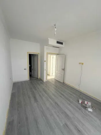 84 м², 3-комн. квартира, 9/9-0