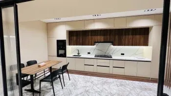 235 м², 4-комн. квартира, 2/10-0