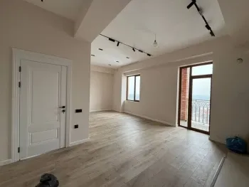 70 м², 3-комн. квартира, 8/10-0