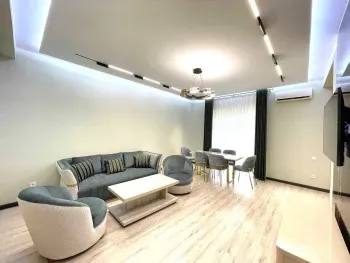 60 м², 2-комн. квартира, 4/8-2
