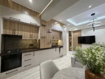 76 м², 3-комн. квартира, 2/9-2