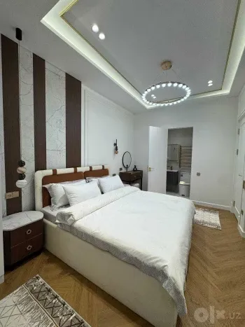 140 м², 5-комн. квартира, 11/11-3