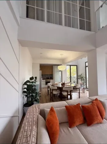 100 м², 3-комн. квартира, 4/4-1