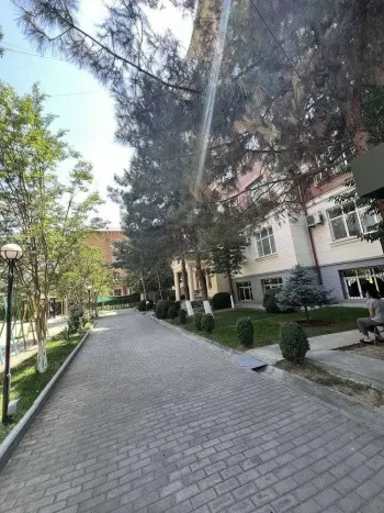 180 м², 4-комн. квартира, 6/8-0