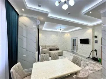 112 м², 3-комн. квартира, 7/12-1