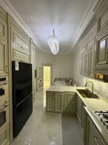 116 м², 4-комн. квартира, 2/4-1