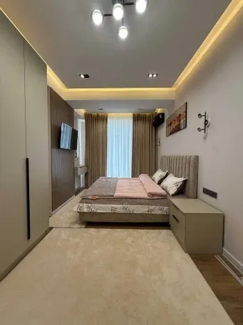 90 м², 3-комн. квартира, 4/10-2