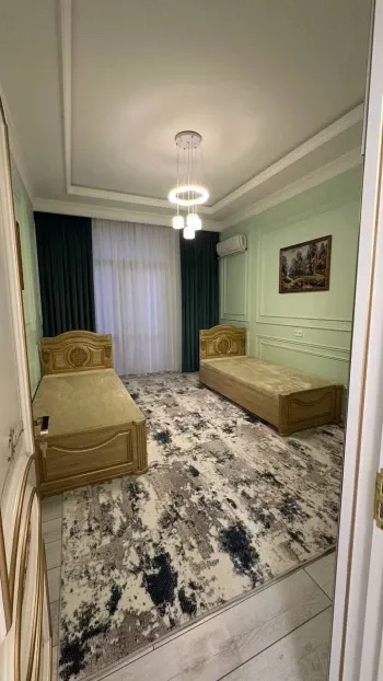 100 м², 3-комн. квартира, 8/10-3