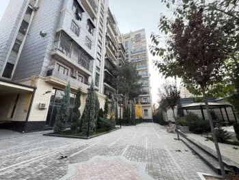 105 m², 3-xonali kvartira, 8/10-0