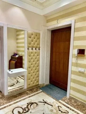 100 m², 3-xonali kvartira, 2/8-2