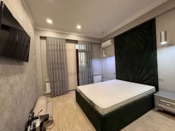 140 m², 4-xonali kvartira, 5/8-3