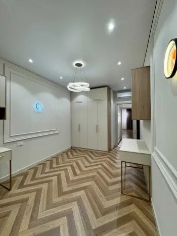 94 м², 3-комн. квартира, 4/9-2