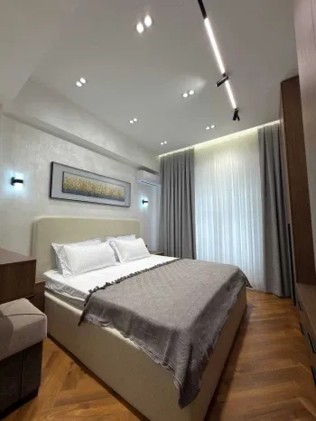 100 м², 4-комн. квартира, 5/10-3