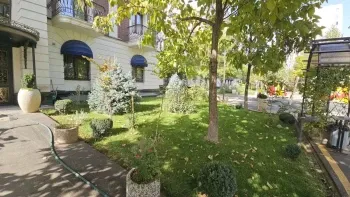 161 м², 4-комн. квартира, 1/5-1