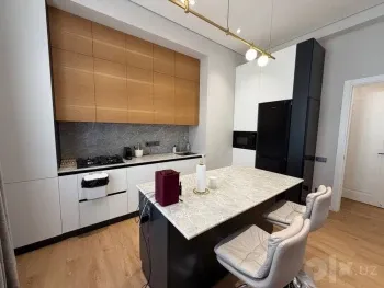 80 м², 3-комн. квартира, 14/14-2