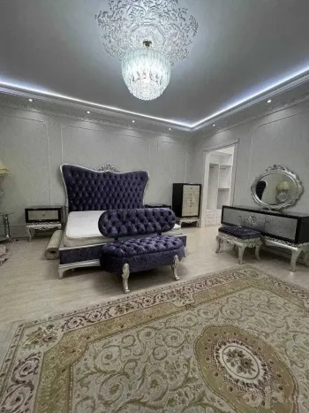 215 m², 4-xonali kvartira, 2/8-3