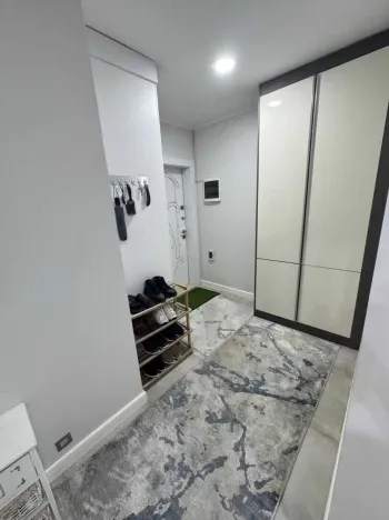 70 м², 2-комн. квартира, 3/9-3