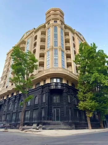 383 m², ko'p xonali kvartira, 11/12-0