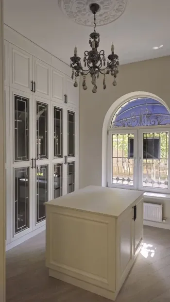 161 м², 4-комн. квартира, 1/5-3